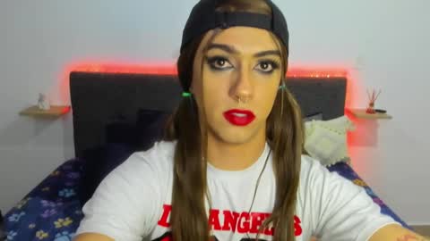  ashley   online show from January 24, 8:44 am