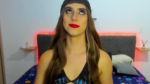  ashley   online show from February 3, 9:30 am