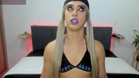  ashley   online show from October 22, 6:35 am