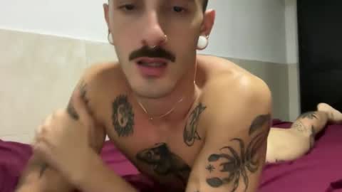 Snapshot of jeff_cube chatting on September 30, 9:42 pm Jeff and Mugi Independent model online show from September 30, 9:42 pm