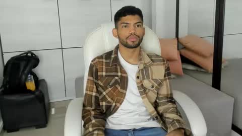 Snapshot of jeff_nick chatting on October 10, 11:42 am Jeff Nick online show from October 10, 11:42 am