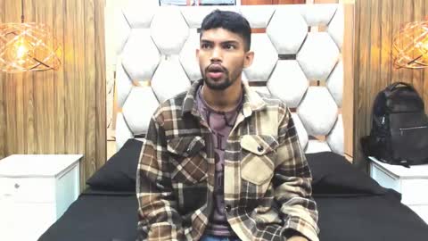 Snapshot of jeff_nick chatting on October 25, 11:29 am Jeff Nick online show from October 25, 11:29 am