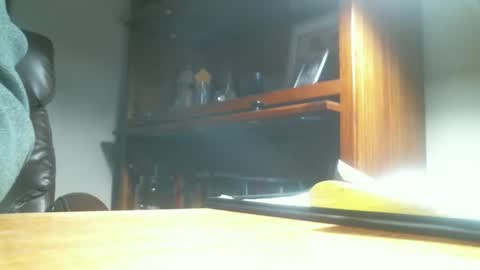 Snapshot of jeffbte315 chatting on March 8, 2:34 am jeffbate online show from March 8, 2:34 am