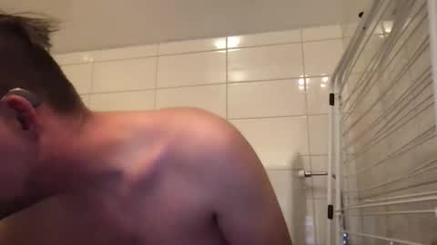 jeffrey195567 online show from October 12, 6:40 pm