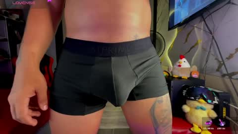 jeffrey online show from April 7, 11:48 pm