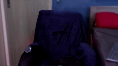 Snapshot of jeicowesst chatting on December 5, 7:49 pm jeicowesst online show from December 5, 7:49 pm