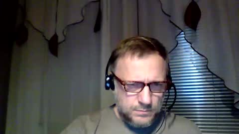 Snapshot of jekin1 chatting on February 6, 12:26 am jekin1 online show from February 6, 12:26 am