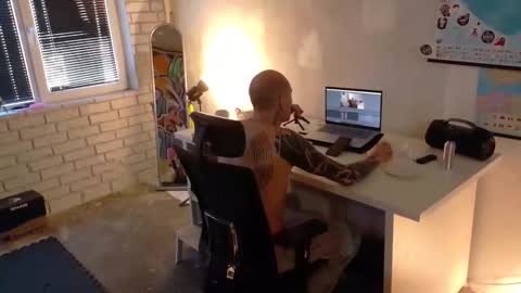 Slavic Milashka online show from January 13, 10:20 am