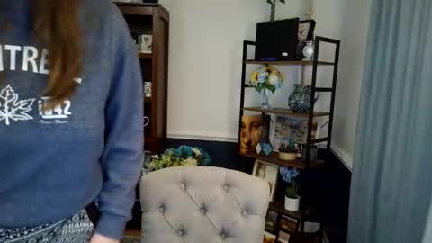 Snapshot of jemma_ohio chatting on January 17, 11:08 pm Jemma Cleveland online show from January 17, 11:08 pm