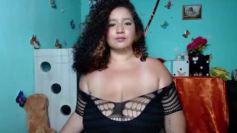 jenifer bigboobs online show from February 27, 4:41 am
