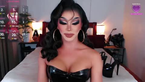 Queen Jenifer online show from May 24, 7:13 am