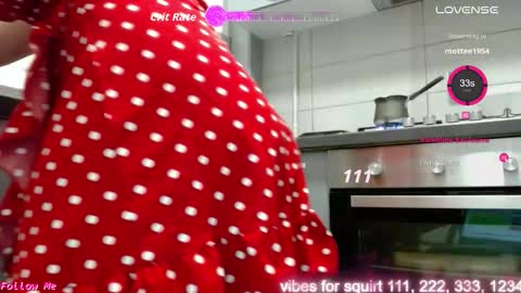 jen online show from March 22, 3:43 am