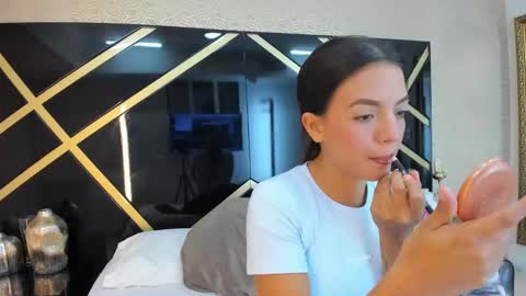 Samanta online show from October 24, 5:09 pm