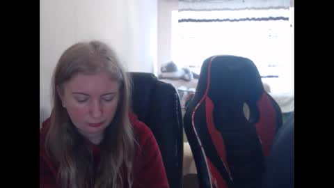 JenisAndPeter online show from February 23, 8:01 am