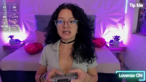 jenn online show from April 16, 8:31 pm