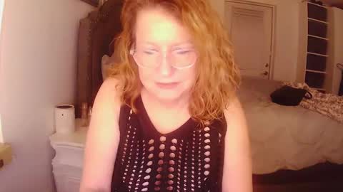 jenna197069 online show from January 5, 12:09 am