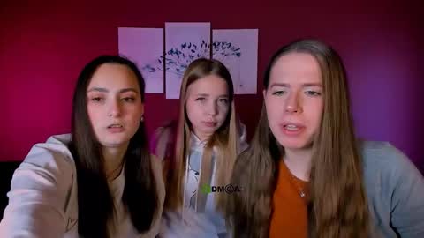 jenna_elayne online show from December 17, 9:37 am