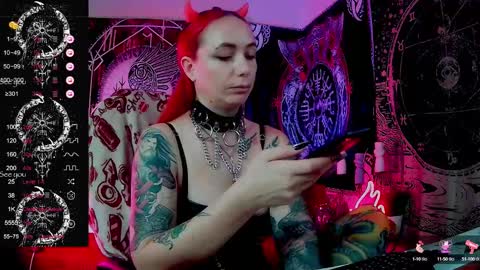 Mrs. Jenna online show from February 3, 7:51 am