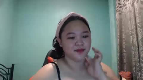 Snapshot of jennalyn_19 chatting on March 6, 4:38 pm jennalyn_19 online show from March 6, 4:38 pm