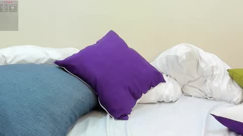 jenner_madison online show from March 4, 4:02 pm