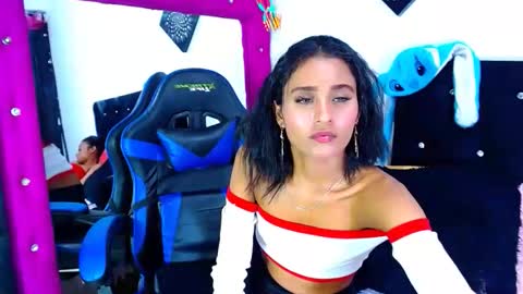 jenn online show from March 8, 2:37 am