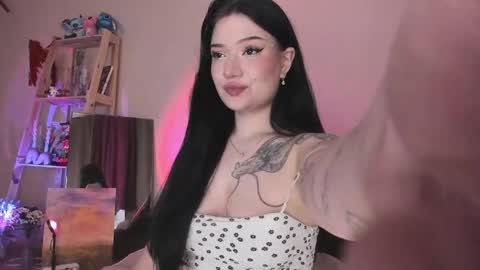 jennie_doe online show from May 31, 5:26 am
