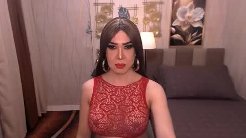 Snapshot of jenniegarcia chatting on October 21, 4:51 pm jenniegarcia online show from October 21, 4:51 pm