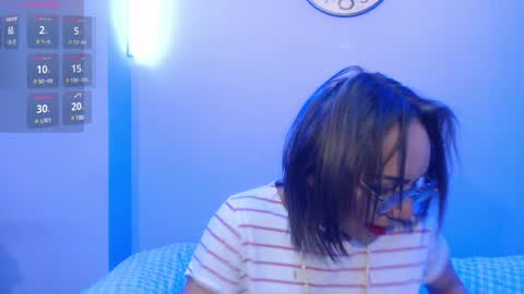 Snapshot of jennierosse chatting on January 11, 12:07 pm Jennie online show from January 11, 12:07 pm