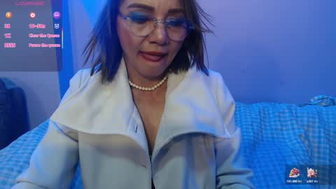 Snapshot of jennierosse chatting on January 20, 12:18 pm Jennie online show from January 20, 12:18 pm