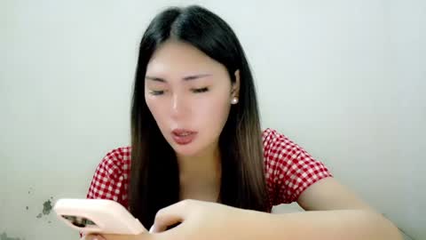 jennie online show from May 10, 2:33 pm