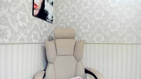 Snapshot of jennifer838 chatting on October 5, 1:42 pm Jennifer online show from October 5, 1:42 pm