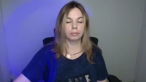 Jennifer online show from September 18, 12:18 pm