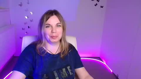 Jennifer online show from October 8, 7:00 pm