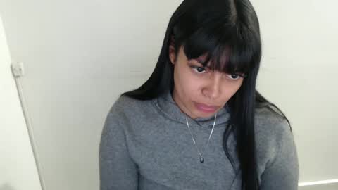 Snapshot of jennifer_oliveira chatting on September 11, 8:36 am Jenn 3 online show from September 11, 8:36 am