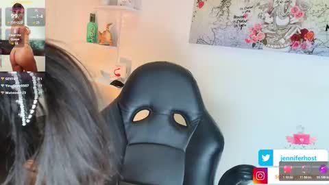 JENNIFER online show from January 10, 3:47 pm