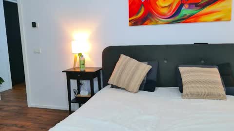 Snapshot of jenniferleee chatting on October 6, 8:17 pm Jenny online show from October 6, 8:17 pm