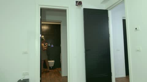 Snapshot of jenniferleee chatting on December 3, 8:51 pm Jenny online show from December 3, 8:51 pm