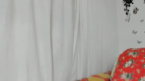 Snapshot of jenniferloveyou chatting on February 26, 4:35 pm jenniferloveyou online show from February 26, 4:35 pm