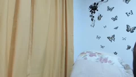 Snapshot of jenniferloveyou chatting on September 18, 9:28 pm jenniferloveyou online show from September 18, 9:28 pm
