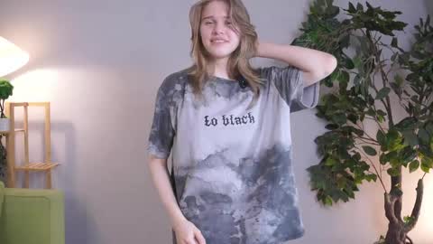 Sofia  online show from April 7, 7:20 am