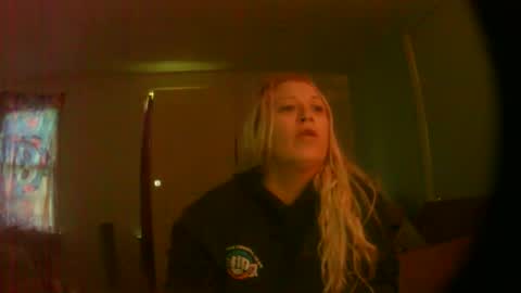 Snapshot of jennikay0143 chatting on May 8, 2:00 pm jen online show from May 8, 2:00 pm