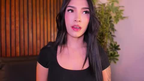     online show from November 12, 12:38 pm