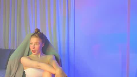 Snapshot of jenny_angelok chatting on January 7, 11:34 am Next broadcast on December 05 subject to change online show from January 7, 11:34 am