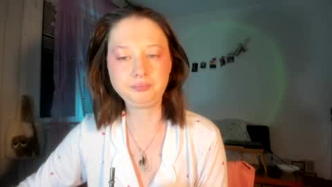 Jennifer Jenny Darling   online show from April 19, 7:16 pm