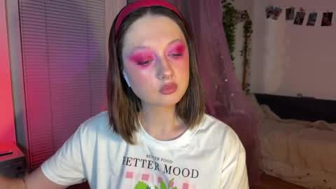 Jennifer Jenny Darling   online show from May 29, 6:28 pm