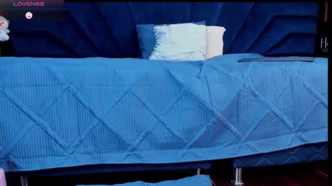 Snapshot of jenny_golden1 chatting on January 30, 2:36 pm Jenny online show from January 30, 2:36 pm