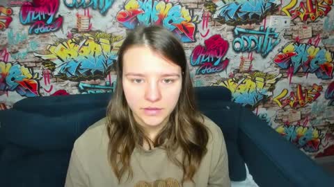 Jenny online show from April 6, 9:21 am