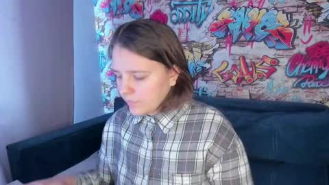 Jenny online show from April 14, 9:26 am