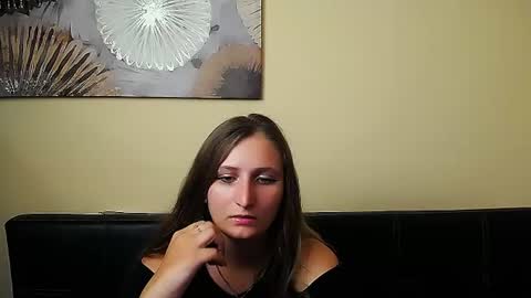 Snapshot of jenny_smille_ chatting on June 25, 6:07 am jenny_smille_ online show from June 25, 6:07 am