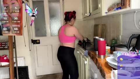 JennyStyle online show from January 8, 1:46 pm